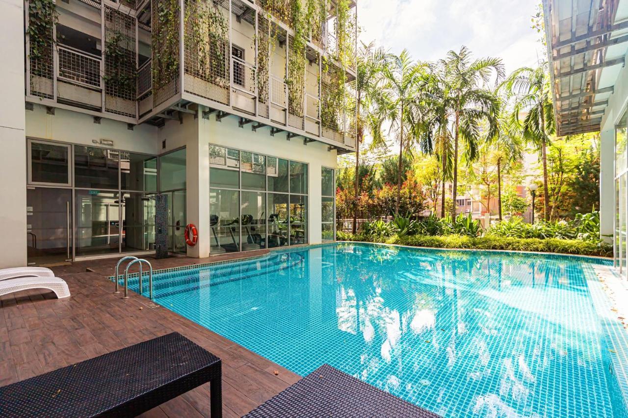 แตงส์กีฟวิ่ง เซอร์วิส เรสซิเดนซ์ Aparthotel สิงคโปร์ ภายนอก รูปภาพ